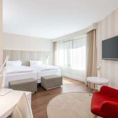 Отель NH Collection Frankfurt City комната для гостей фото 5