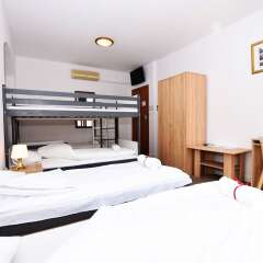 Отель Dukes Hostel - Old Town Польша, Вроцлав - отзывы, цены и фото номеров - забронировать отель Dukes Hostel - Old Town онлайн комната для гостей фото 5