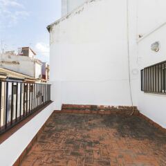 Отель Living Valencia - Bolseria Street балкон