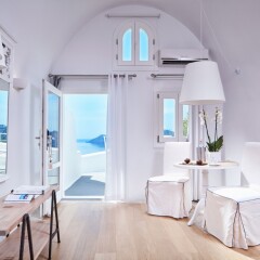 Отель Kirini Santorini в номере