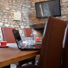 Отель The George at Backwell интерьер отеля