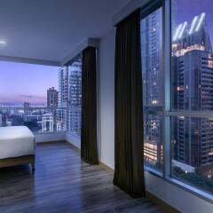 Отель Adelphi Grande Sukhumvit балкон