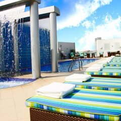 Отель Holiday Inn Dubai - Al Barsha бассейн