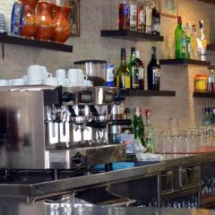 Отель Hostal Jakiton гостиничный бар