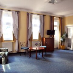 Отель FESTIVAL Hotel Apartments Чехия, Карловы Вары - отзывы, цены и фото номеров - забронировать отель FESTIVAL Hotel Apartments онлайн интерьер отеля