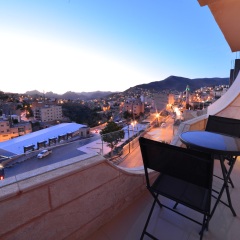 Отель P Quattro Relax Hotel Иордания, Вади-Муса - отзывы, цены и фото номеров - забронировать отель P Quattro Relax Hotel онлайн балкон