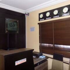 Neighbourhood Exquisite Resort and Hotel сейф в номере
