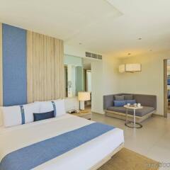 Отель Holiday Inn Pattaya комната для гостей фото 5