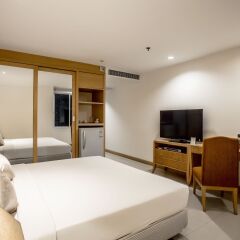 Апартаменты Hope Land Executive Serviced Apartment Бангкок комната для гостей фото 4