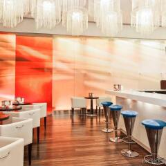 ibis Dubai Mall of the Emirates Hotel гостиничный бар