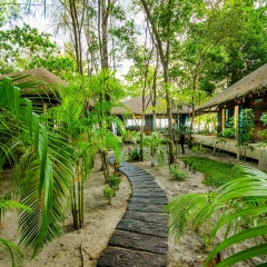 Отель Koh Jum Beach Villas фото 4