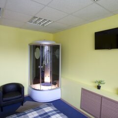 Гостиница Hostel Rusland Samara в Самаре 3 отзыва об отеле, цены и фото номеров - забронировать гостиницу Hostel Rusland Samara онлайн Самара комната для гостей фото 5