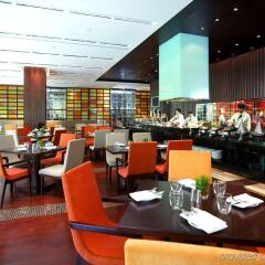 Отель Holiday Inn Bangkok Silom фото 2