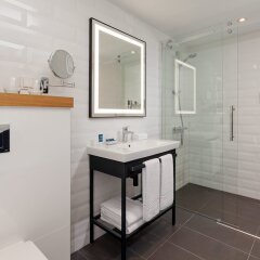 Four Points by Sheraton Warsaw Mokotow in Warsaw, Poland from 94$, photos, reviews - zenhotels.com bathroom