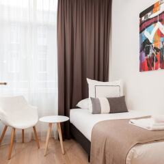 Апартаменты Cityden Museum District Serviced Apartments комната для гостей фото 7