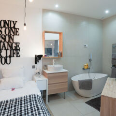 Отель Suite Garibaldi Cosy Design Lyon Centre сауна