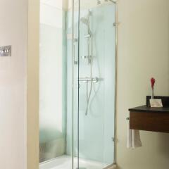Отель Bel Jou Hotel - Adults Only Сент-Люсия, Кастри - отзывы, цены и фото номеров - забронировать отель Bel Jou Hotel - Adults Only онлайн ванная фото 2