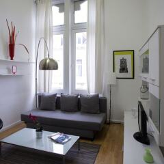 Отель Brussels City Center Apartments Бельгия, Брюссель - 1 отзыв об отеле, цены и фото номеров - забронировать отель Brussels City Center Apartments онлайн комната для гостей фото 4