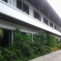 Отель Airport Mansion Phuket Таиланд, пляж Май Кхао - 1 отзыв об отеле, цены и фото номеров - забронировать отель Airport Mansion Phuket онлайн балкон