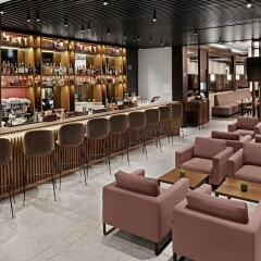 Отель Hilton Garden Inn Vilnius City Centre гостиничный бар