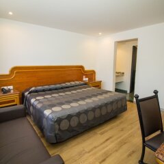 Hotel Atenas Plaza Мехико сейф в номере