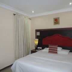 Отель SDM Tavern and Suites комната для гостей фото 2