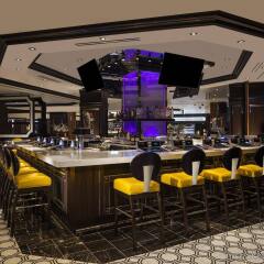 Отель Harrahs Las Vegas США, Лас-Вегас - отзывы, цены и фото номеров - забронировать отель Harrahs Las Vegas онлайн гостиничный бар