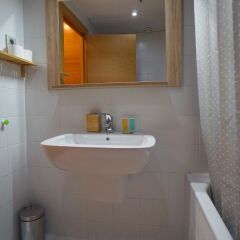 Отель Apt. Fira Gran Via - Barcelona4Seasons ванная