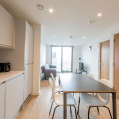 Апартаменты Modern 2 Bedroom Apartment in Northern Quarter в номере фото 2