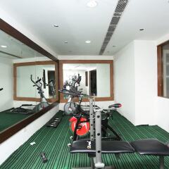 Hotel Uppal International фитнесс-зал фото 3