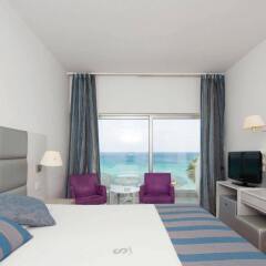 Отель Silver Sands Beach Hotel Кипр, Протарас - 10 отзывов об отеле, цены и фото номеров - забронировать отель Silver Sands Beach Hotel онлайн комната для гостей фото 5