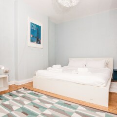 Отель Riverside Cutty Sark 2 Bedroom Retreat Лондон комната для гостей фото 2