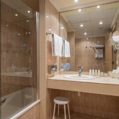 Отель Vincci Lys Hotel Испания, Валенсия - 3 отзыва об отеле, цены и фото номеров - забронировать отель Vincci Lys Hotel онлайн ванная фото 2