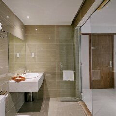 For You Hotel Нячанг ванная