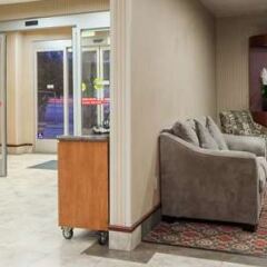 Отель Travelodge by Wyndham Sylmar CA США, Лос-Анджелес - отзывы, цены и фото номеров - забронировать отель Travelodge by Wyndham Sylmar CA онлайн интерьер отеля фото 2