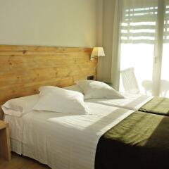 Отель Aparthotel Arrels d'Empordà комната для гостей фото 4