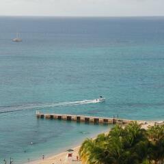 Отель Ocean Air Beach Studio At Montego Bay Club Resort Ямайка, Монтего-Бей - отзывы, цены и фото номеров - забронировать отель Ocean Air Beach Studio At Montego Bay Club Resort онлайн пляж