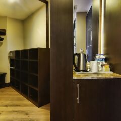 Limak Lara De Luxe Hotel Турция, Анталья - 6 отзывов об отеле, цены и фото номеров - забронировать отель Limak Lara De Luxe Hotel - All Inclusive онлайн сейф в номере