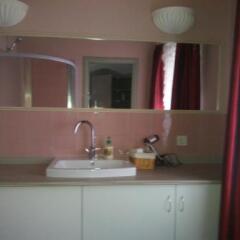 Гостиница Guest House Na Golovatogo Украина, Борисполь - отзывы, цены и фото номеров - забронировать гостиницу Guest House Na Golovatogo онлайн ванная фото 2