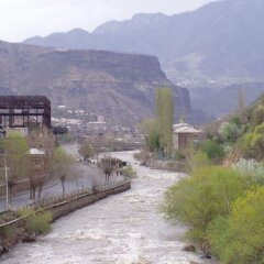 Sanahin Bridge Hotel
