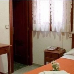 Отель Hostal Pretoria удобства в номере