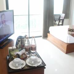 Отель Airport Resort & Spa в номере