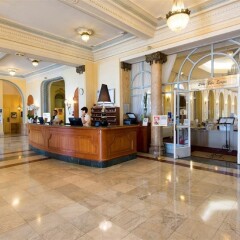 Отель Hôtel Vacances Bleues Le Royal Франция, Ницца - 4 отзыва об отеле, цены и фото номеров - забронировать отель Hôtel Vacances Bleues Le Royal онлайн интерьер отеля фото 2