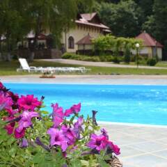 Гостиница Bogolvar Eco Resort & Spa бассейн