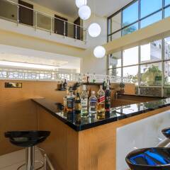 Santa Marina Hotel гостиничный бар
