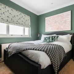 Отель The Kensington Palace Mews - Bright & Modern 6bdr House With Garage Лондон комната для гостей фото 5