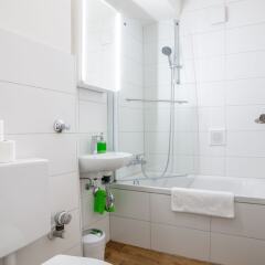 Отель StayS Apartments Германия, Нюрнберг - отзывы, цены и фото номеров - забронировать отель StayS Apartments онлайн ванная фото 2