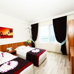 M.C.A. Marquis Hotel комната для гостей