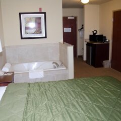Отель Cobblestone Inn & Suites - Bloomfield спа