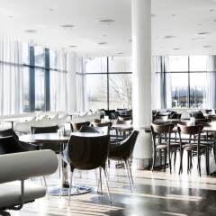 Comfort Hotel RunWay гостиничный бар